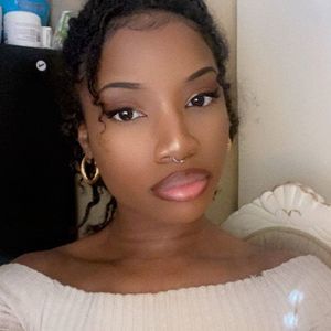 Meet your Posher, Precious